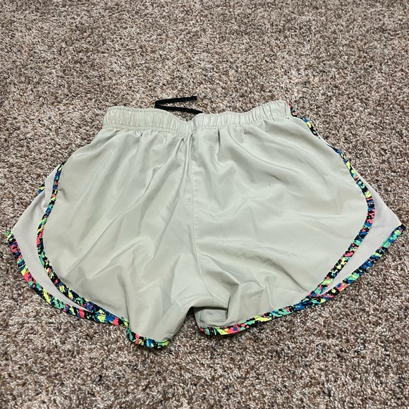 Womens atheltic shorts - Picture 2 of 2